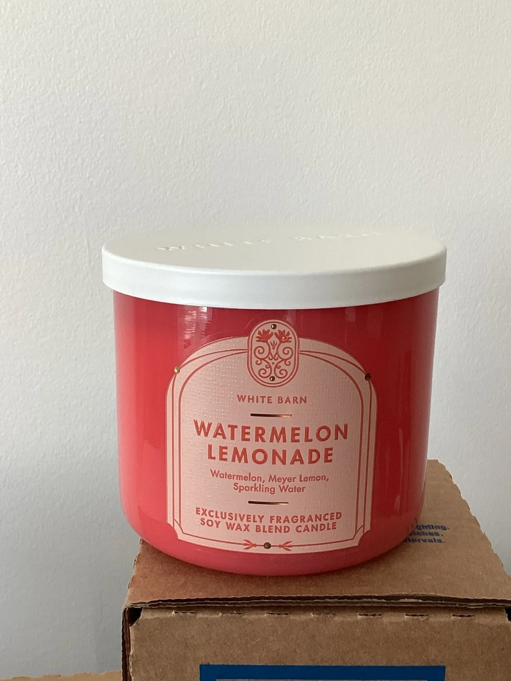 Bath & body Works Watermelon lemonade three wick candle
